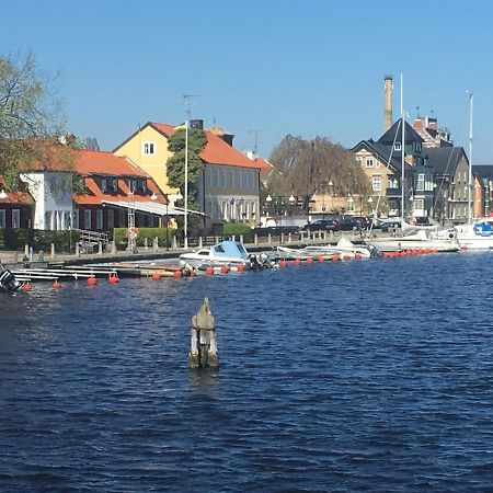 Gardshus Torget Ahus Villa Екстериор снимка