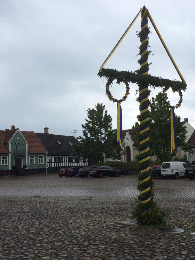 Gardshus Torget Ahus Villa Екстериор снимка